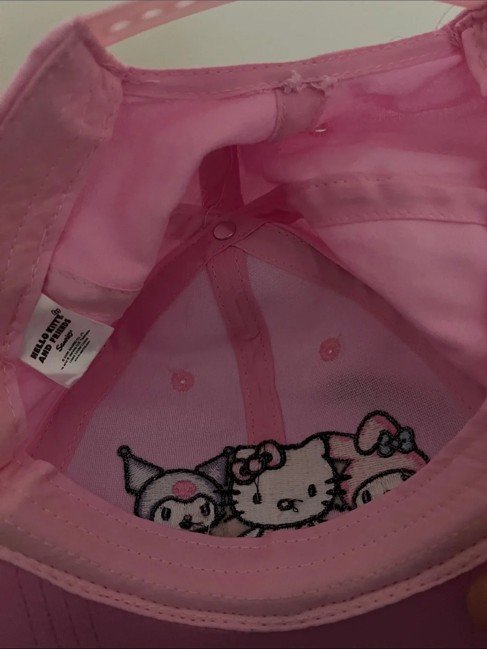 Sanrio cap with characters